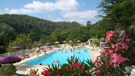 CAMPING LES PINEDES ****, with heated pool en Provence-Alpes-Côte d'Azur