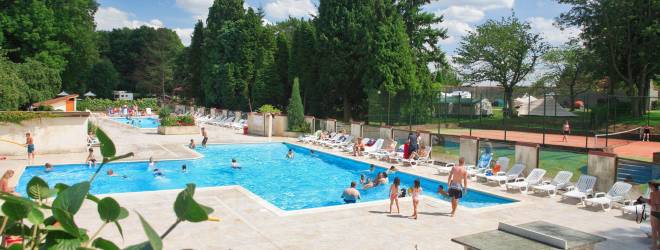 CAMPING CHATEAU DU GANDSPETTE ****, with heated pool en Hauts-de-France