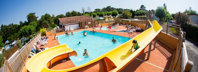 CAMPING ARENA CAMPING ***, med waterslide en Nouvelle-Aquitaine