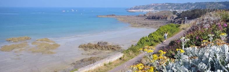CAMPING DES VALLEES ***, med waterslide en Bretagne